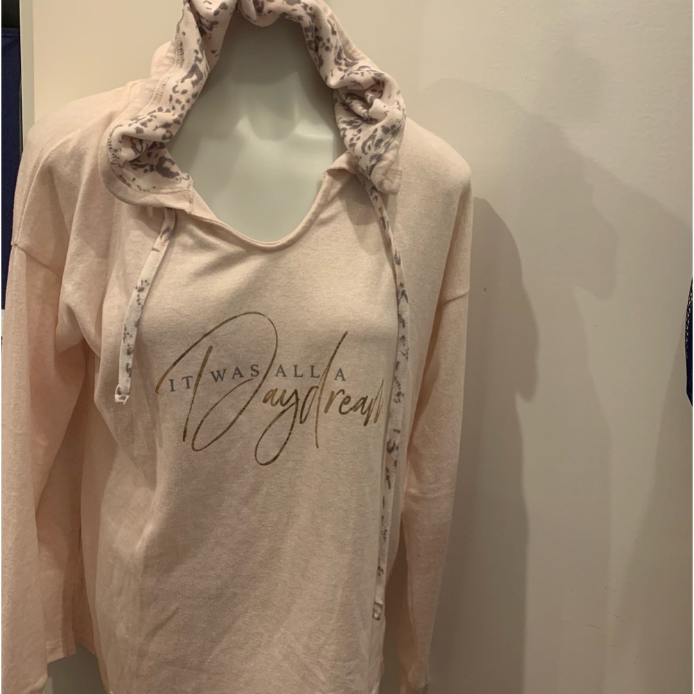 Dan skin Soft Hoodie In soft pink Medium like new